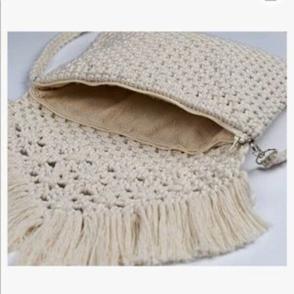 NEW Wicker Handmade Straw Rattan Purse - Picture 3 of 7